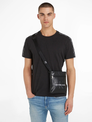 Calvin Klein pánská černá taška Monogram - OS (BDS)